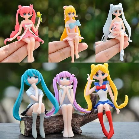 Sailor Moon Figurine