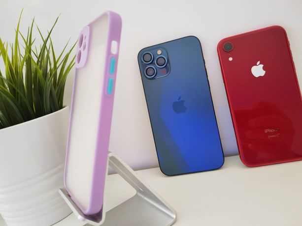 Coque iPhone 12 couleur lavande